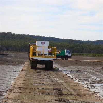 2*8ft HDPE Boden-Schutz bedeckt Baustellenstraße-Zugang Mats For Construction